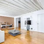 Marais Historical Center Charming Apartment 1Br